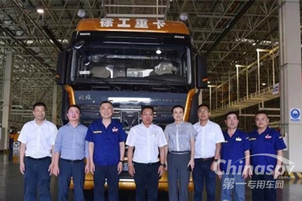 上柴总经理徐秋华一行访问徐工集团