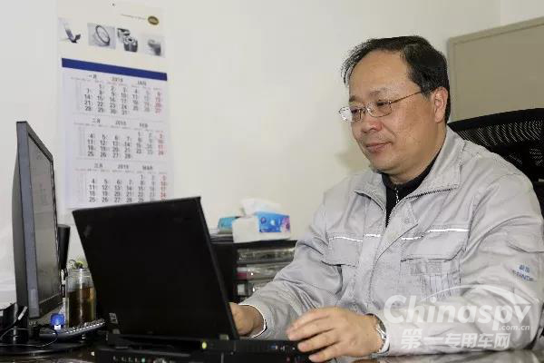 王一江：解放动力 坚定一“芯” 奋力向前