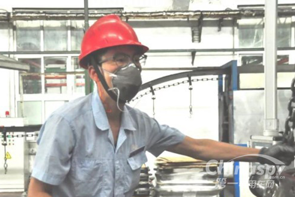 汉德员工用自己的行动诠释着责任与担当