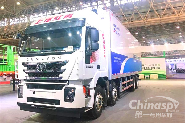 冷链运输选车就选红岩冷藏肉挂车