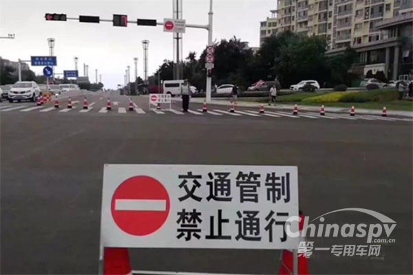 荆州长江公路大桥货车禁止通行一个月