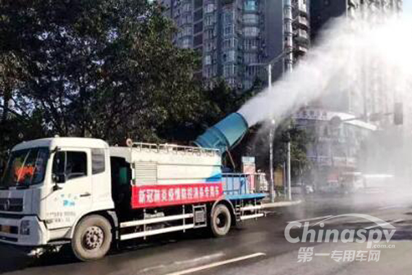 康明斯：防疫消毒一线 可靠的“环卫先锋”