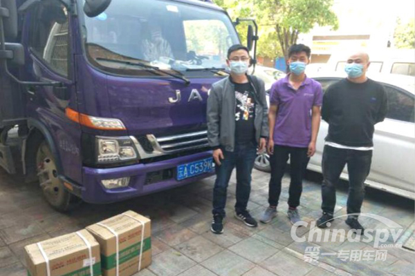 江淮助力复工复产 主动关怀为快递企业送温暖