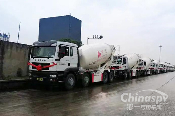 重汽汕德卡G5搅拌车助力温州建设