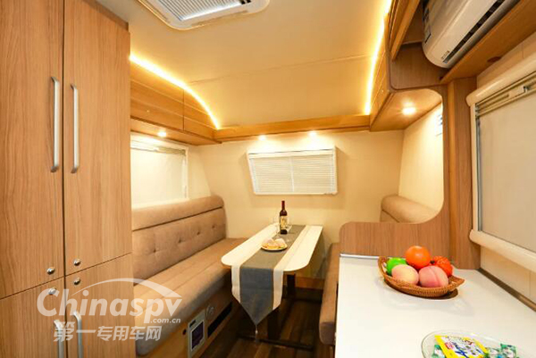 宇通:享受超值自驾体验 一台T510上路拖挂豪华版就够了
