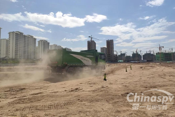 陕汽：自卸挑战火力全开 乐动体验情暖客户