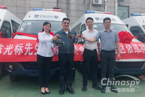 30辆依维柯欧胜警用车交付 将承安冬季奥运会安全保卫重任