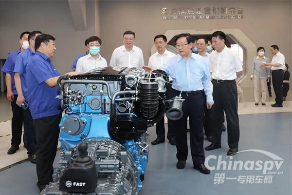 全国政协副主席万钢到潍柴考察调研