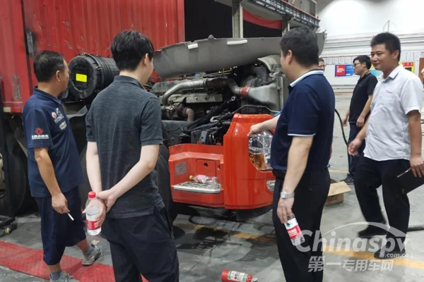打卡100家网点！东风完好率中心“地推”服务启动