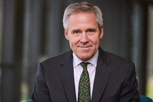 宋腾明就任康明斯副董事长，荣湛宁出任康明斯总裁兼首席运营官