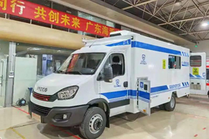首批核酸检测车在湖南省湘潭市交付成功