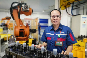 玉柴全国人大代表许燕妮为内燃机产业高质量发展建言献策 