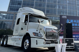 搭载Z14国六动力，格尔发V7长头车龙头节奢耀登场