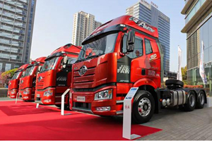 一汽解放汽车500马力牵引新品震撼上市