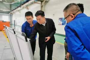 严鉴铂董事长深入法士特智能制动公司调研