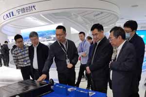 发改委产业发展司司长卢卫生一行莅临宁德时代调研