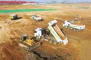 徐工发来“绿色短信”  新疆首个新能源换电牵引车项目落地吐鲁番