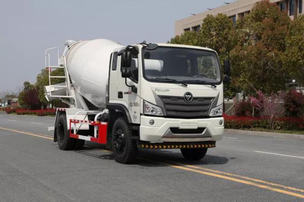 工程领域的专家级车型，福田瑞沃大金刚ES5国六搅拌车