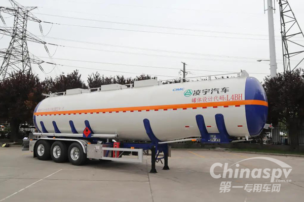 中集凌宇发布2021款铝合金易燃液体运输车