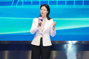 中航锂电董事长在2021新能源汽车产业发展金坛长荡湖峰会发表讲话