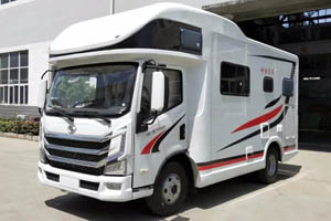 开上跃进H500房车 上柴R系列给您“家”的动力