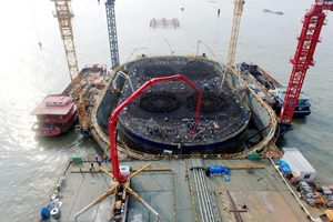 赢得了项目方的高度认可 三一助力常泰长江大桥建设