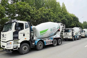 国六解放&凌宇一体化搅拌车批量发车