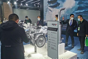 够硬核！够火爆！潍柴+雷沃惊艳2021国际农机展