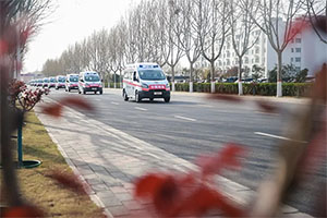 发车！宇通客车捐赠负压救护车驰援吉林