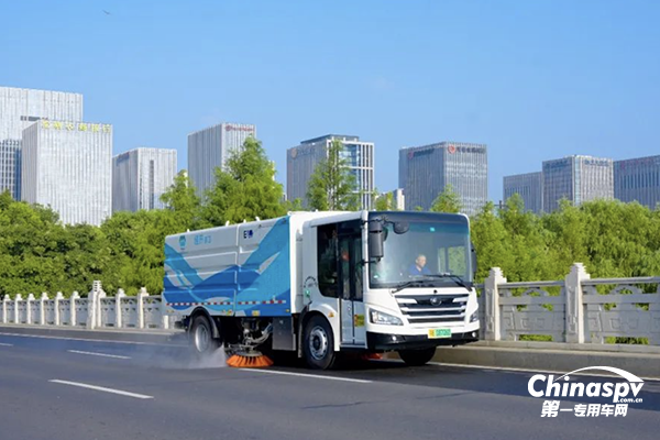 宇通新能源环卫车以智慧环卫助力城市生态文明建设