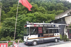 防范宣传 森源鸿马移动警务室平安守护一肩挑
