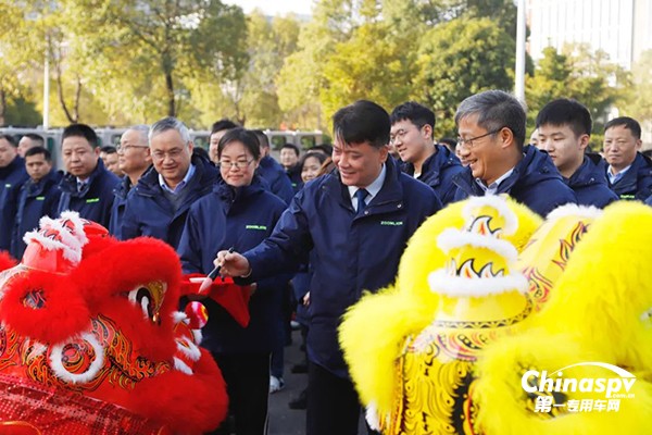 中联重科副总裁、工程起重机公司总经理罗凯先生致辞点睛