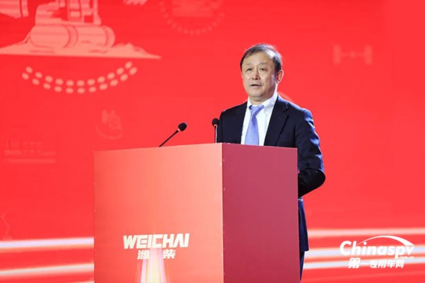潍柴动力执行CEO张泉发布发动机业务“双百万”战略