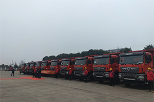 20辆东风天龙KC工程车交付 助力宜昌水电城市建设