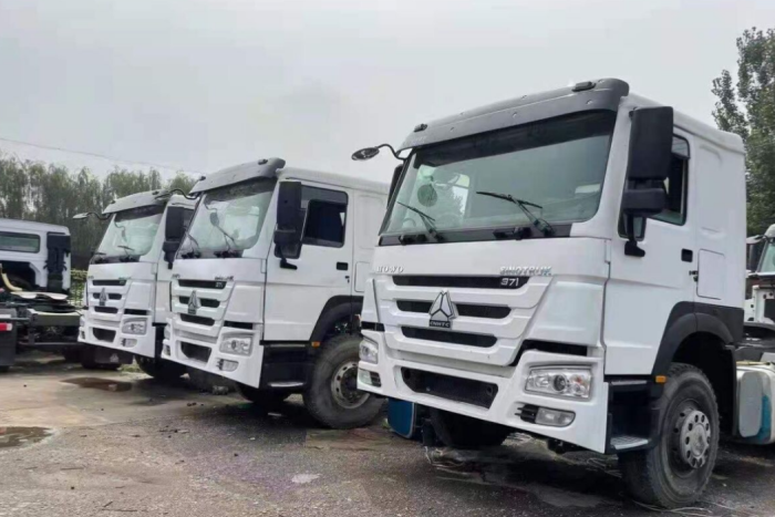 从国二到国际舞台：重汽HOWO 371自卸车的全球征途