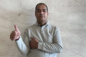 吾布力卡斯木·买买提：解放动力CA6SX1助我驰骋丝绸之路