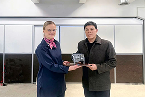 玉柴集团李汉阳率队走访德国道依茨公司