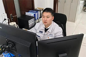 解放动力：红色引擎强动能，党员攻坚勇争先！