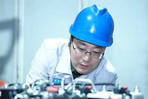 解放动力谢子奇：一线淬初心 双线写担当