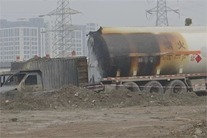 广东汕头一男子违规动火致油罐车起火，被行拘12日！