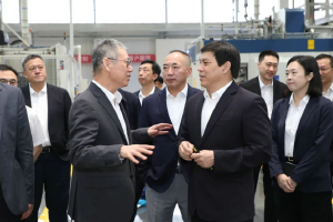 玉柴集团李汉阳与富奥股份董事长胡汉杰会谈交流
