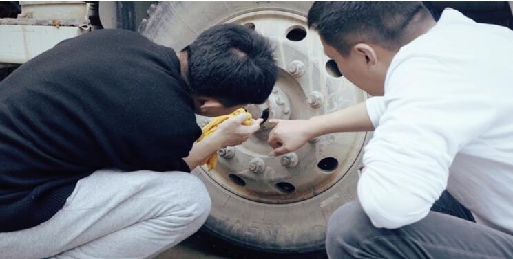 康迈挂车轮端：省心省事省钱 让货运更高效