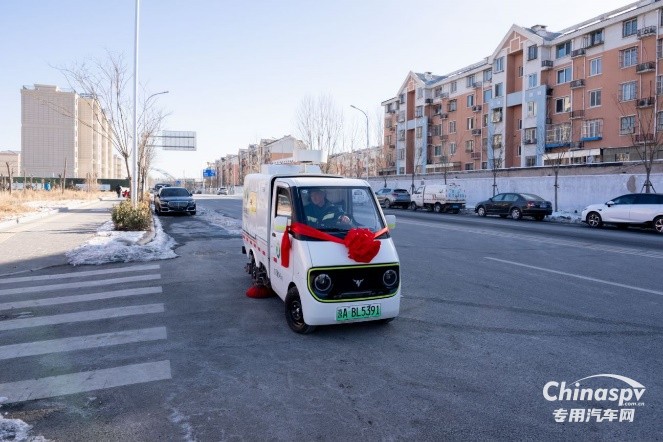 大力牛魔王汽车北京首批纯电环卫车交付