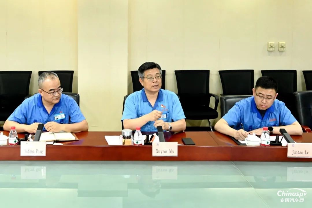 伊顿公司代表团访问法士特