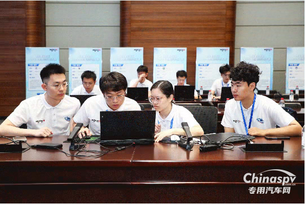 潍柴集团首届大学生智能算法科创大赛总决赛火热举行！