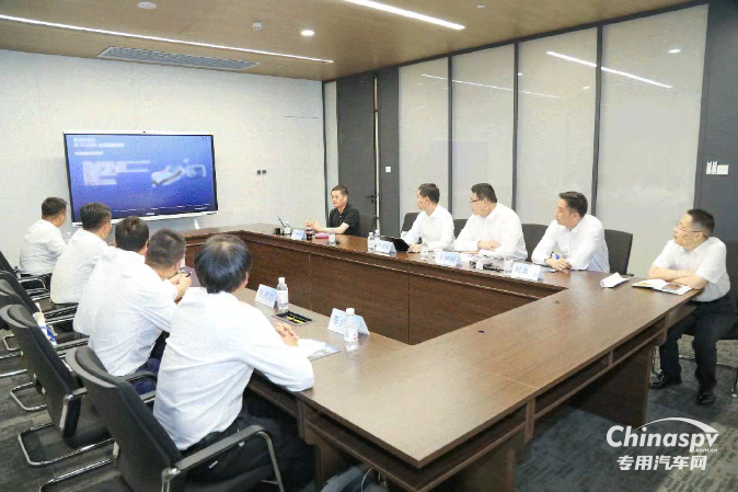 山东重工集团与采埃孚举办技术交流日
