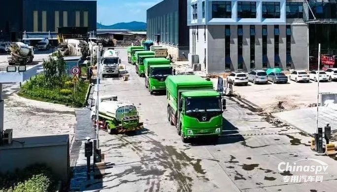 徐工新能源自卸车擦亮城市建设绿色底色