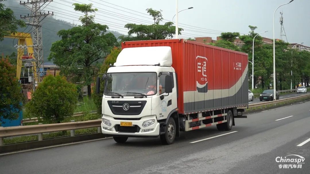与时间赛跑！广东肖师傅的高效之选：“有劲、省油、开不坏！”