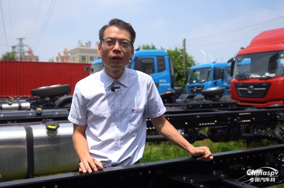 与时间赛跑！广东肖师傅的高效之选：“有劲、省油、开不坏！”