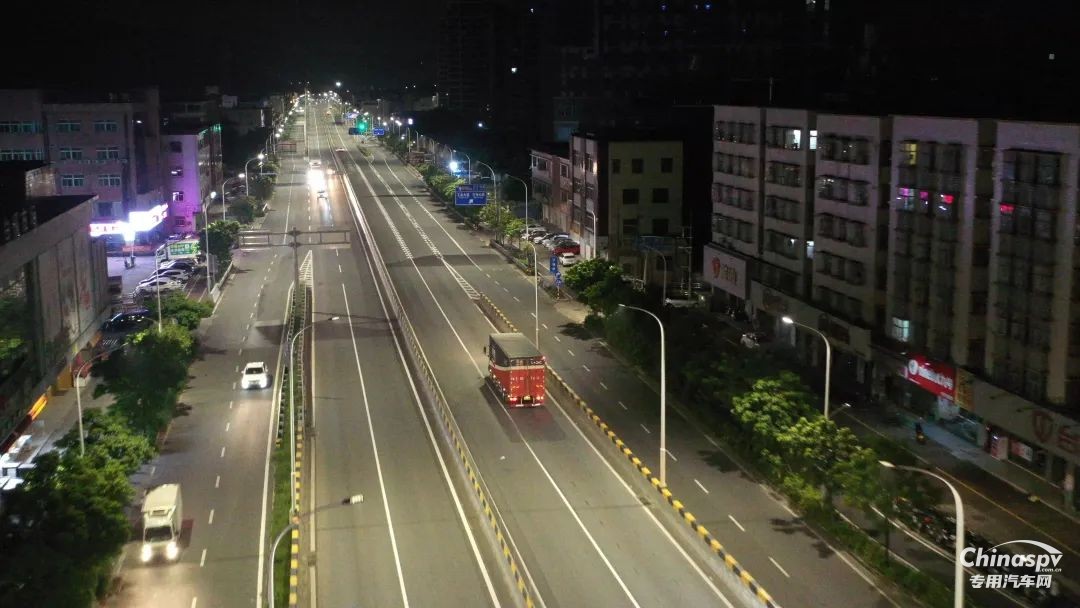 与时间赛跑！广东肖师傅的高效之选：“有劲、省油、开不坏！”